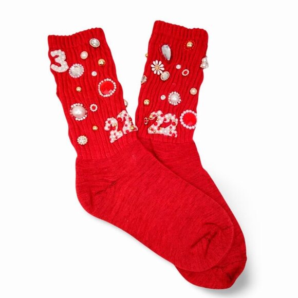 Heirloom Glam Crystal & Pearl Embellished Red Junk Charm Slouch Socks TT1515 - Picture 5 of 5